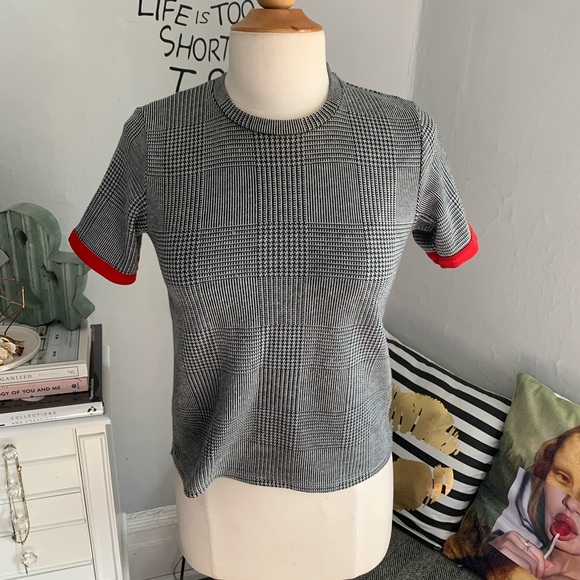 Zara Tops - Zara// houndstooth top size small